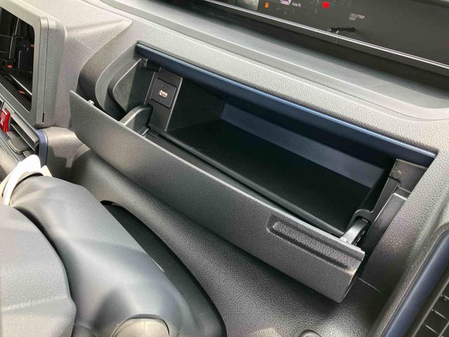 タントＸ衝突被害軽減ブレーキ　横滑り防止装置　バックカメラ　ＬＥＤヘッドライト　オートライト　オートハイビーム　コーナーセンサー　シートヒーター　ホールドモード付電動パーキングブレーキ　左側電動スライドドア（千葉県）の中古車