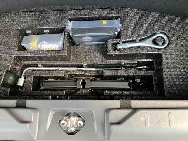 タフトＧターボ　ダーククロムベンチャーターボ／オートエアコン／左右シートヒーター／電動パーキングブレーキ／運転席上下アジャスター／バックカメラ／アルミホイール／ラバーマット／キーフリーシステム／ＬＥＤヘッドライト（千葉県）の中古車