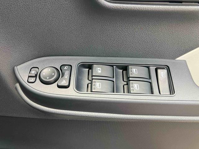 タントＸバックカメラ　左側電動スライドドア　シートヒーター　電動パーキングブレーキ　ＬＥＤヘッドライト　オートライト　オートエアコン　上下２段調節式デッキボード　コーナーセンサー　衝突被害軽減ブレーキ（千葉県）の中古車