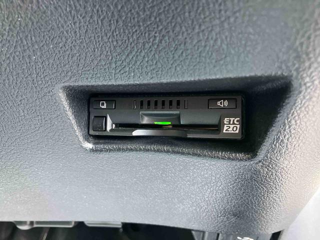シエンタハイブリッドＧナビ／ＢＴ／ＴＶ／ＣＤ／バックカメラ／ステアリングスイッチ　前後ドラレコ　ＥＴＣ　両側電動スライドドア　ＬＥＤヘッドライト＆フォグランプ　スマートキー　クルコン　衝突被害軽減ブレーキ（千葉県）の中古車