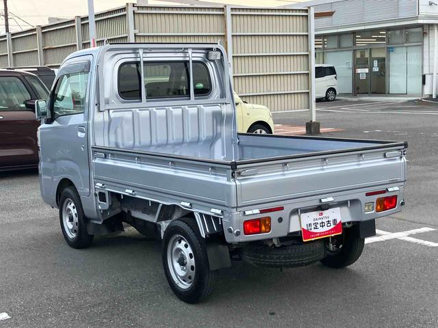 ハイゼットトラックエクストラ４ＷＤ　５速マニュアル　ＥＴＣ　パワーウィンドウ　荷台三方開　荷台作業灯　リヤ４枚リーフ　ハロゲンフォグランプ　ボディー同色ドアミラー　バッテリカバー　大型ヘッドレスト　マニュアルエアコン　キーレス（千葉県）の中古車