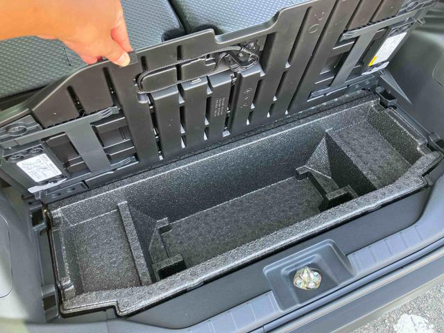 タントファンクロスターボターボエンジン　ルーフレール　１５インチアルミ　バックカメラ　両側パワスラ　シートヒーター　電動駐車ブレーキ　ＬＥＤライト＆フォグ　上下２段調節式デッキボード　コーナーセンサー　衝突被害軽減ブレーキ（千葉県）の中古車