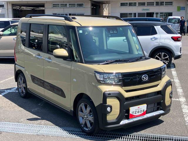 タントファンクロスターボターボエンジン　ルーフレール　１５インチアルミ　バックカメラ　両側パワスラ　シートヒーター　電動駐車ブレーキ　ＬＥＤライト＆フォグ　上下２段調節式デッキボード　コーナーセンサー　衝突被害軽減ブレーキ（千葉県）の中古車