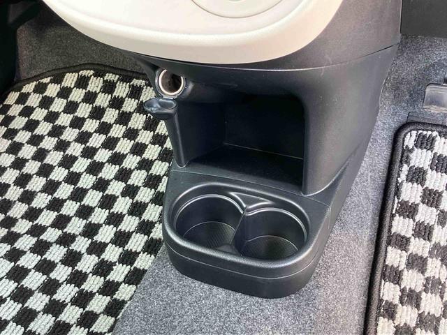 ミラココアココアＸコーナーセンサー　フォグランプ　クリアテールランプ　電動格納ドアミラー　プライバシーガラス　オートライト　キーフリーシステム　イモビライザー　オートエアコン（千葉県）の中古車
