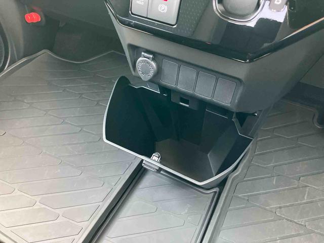 トールカスタムＧ　ターボターボ　９型ディスプレイオーディオ・ＴＶ・ＢＴ・ＤＶＤ・ＵＳＢ　Ｂカメラ　アダプティブクルコン　両側電動スライド　ＬＥＤヘッドライト　オートライト　オートハイビーム　足踏式Ｐブレーキ　コーナーセンサー（千葉県）の中古車