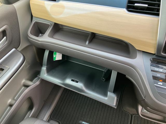 フリードＧ・ホンダセンシングナビ／ＢＴ／ＴＶ／ＤＩＳＣ／バックカメラ／ステアリングスイッチ　前後ドラレコ　ＥＴＣ　両側電動スライドドア　プッシュボタンスターター　自動追従クルコン　衝突被害軽減ブレーキ（千葉県）の中古車