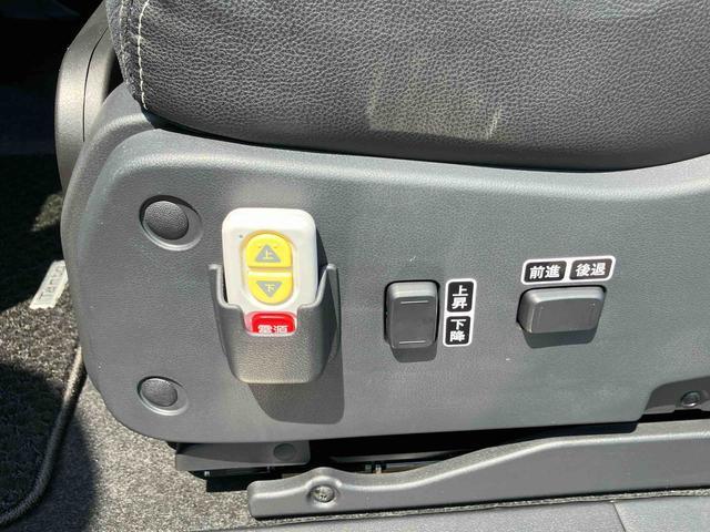 タントウェルカムシートリフトカスタムＲＳ助手席ウェルカムシート　ターボ　ナビ・ＴＶ・ＤＶＤ・ＢＴ・ＵＳＢ　Ｂカメラ　ドラレコ　スマアシ　アダプティブドライビングビーム　ＬＥＤヘッドライト　オートライト　両側Ｐスライド　シートヒーター　アルミ（千葉県）の中古車