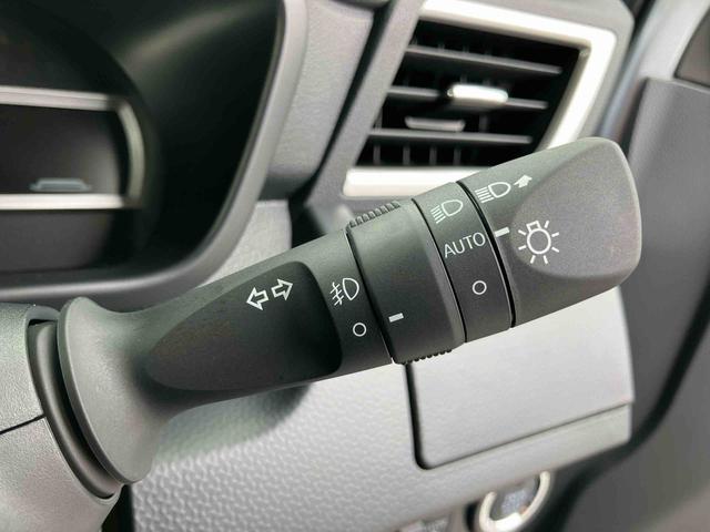 トールカスタムＧ９型ＤＰオーディオ／ＢＴ／ＴＶ／Ｂカメラ／ステアリングスイッチ　ＬＥＤヘッド＆フォグランプ　自動追従クルコン　１４インチアルミ　両側パワスラ　電動駐車ブレーキ　コーナーセンサー　衝突被害軽減ブレーキ（千葉県）の中古車