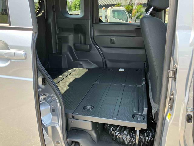 ハイゼットキャディーＤ　ＳＡIII　４ＷＤＣＤチューナー　ＥＴＣ　社外製１４インチアルミ　スライドドア　プッシュボタンスターター　オート格納ドアミラー　オートライト　アイドリングストップ　横滑り防止装置　衝突被害軽減ブレーキ（千葉県）の中古車