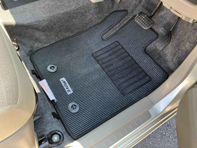 ムーヴＬコーナーセンサー　ＣＤ／ＡＭ／ＦＭラジオ　ＡＵＸ接続　アイドリングストップ　オートエアコン　キーレスエントリー　スモークガラス　盗難防止アラーム　ハロゲンヘッドランプ　足踏み式パーキングブレーキ（千葉県）の中古車