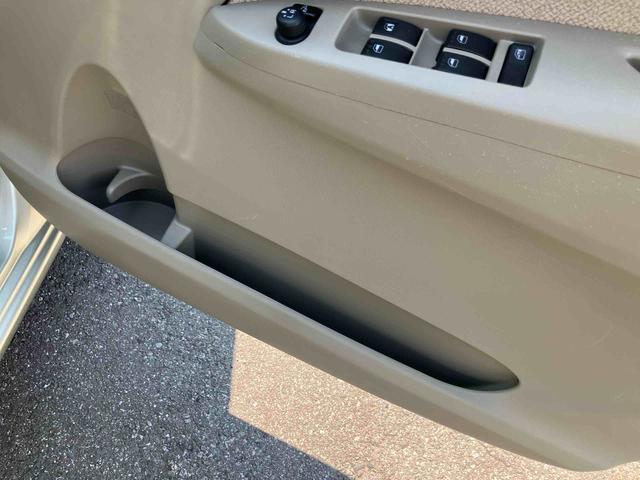 ムーヴＬコーナーセンサー　ＣＤ／ＡＭ／ＦＭラジオ　ＡＵＸ接続　アイドリングストップ　オートエアコン　キーレスエントリー　スモークガラス　盗難防止アラーム　ハロゲンヘッドランプ　足踏み式パーキングブレーキ（千葉県）の中古車