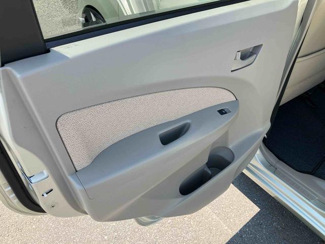 ムーヴＬコーナーセンサー　ＣＤ／ＡＭ／ＦＭラジオ　ＡＵＸ接続　アイドリングストップ　オートエアコン　キーレスエントリー　スモークガラス　盗難防止アラーム　ハロゲンヘッドランプ　足踏み式パーキングブレーキ（千葉県）の中古車