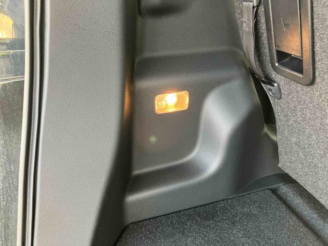 トールカスタムＧ９型ナビ・ＴＶ・ＤＶＤ・ＢＴ・ＵＳＢ　Ｂカメラ　ドラレコ　ＥＴＣ　アダプティブクルコン　ＬＥＤヘッドライト　オートライト　両側電動スライド　ワイヤレス充電　盗難防止アラーム　センターフロアトレイイルミ（千葉県）の中古車