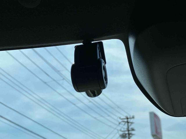 タントカスタムＸセレクションナビ・ＴＶ・ＤＶＤ・ＢＴ・ＵＳＢ　Ｂカメラ　ドラレコ　運転席ロングスライド　オートライト　オートハイビーム　ＬＥＤヘッドライト＆フォグ　両側電動スライド　コーナーセンサー　シートヒーター　アルミ（千葉県）の中古車