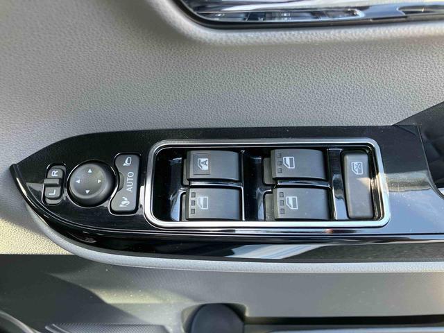 タントカスタムＸセレクションナビ・ＴＶ・ＤＶＤ・ＢＴ・ＵＳＢ　Ｂカメラ　ドラレコ　運転席ロングスライド　オートライト　オートハイビーム　ＬＥＤヘッドライト＆フォグ　両側電動スライド　コーナーセンサー　シートヒーター　アルミ（千葉県）の中古車
