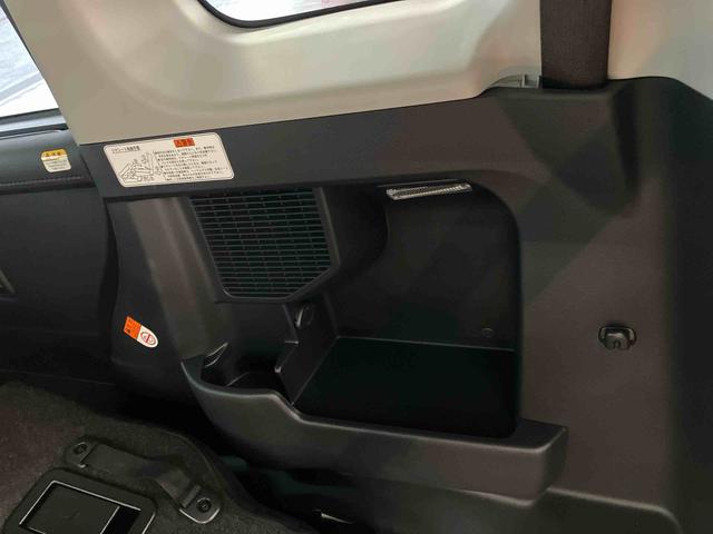トールカスタムＧＬＥＤヘッドライト＆フォグランプ　アダプティブクルコン　１４インチアルミホイール　両側電動スライドドア　電動パーキングブレーキ　プッシュボタンスターター　コーナーセンサー　衝突被害軽減ブレーキ（千葉県）の中古車