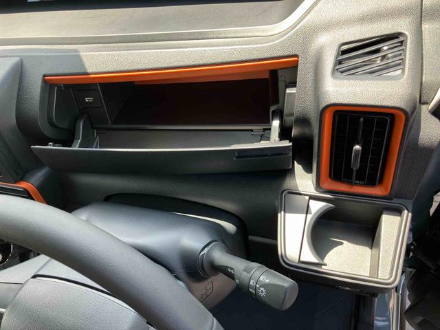 タントファンクロスターボルーフレール　１５インチアルミ　バックカメラ　両側電動スライドドア　シートヒーター　電動駐車ブレーキ　ＬＥＤライト＆フォグ　上下２段調節式デッキボード　コーナーセンサー　衝突被害軽減ブレーキ（千葉県）の中古車