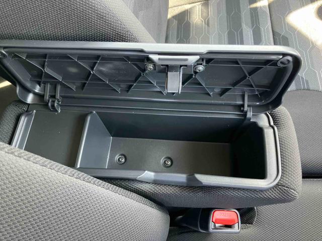 タントファンクロスターボルーフレール　１５インチアルミ　バックカメラ　両側電動スライドドア　シートヒーター　電動駐車ブレーキ　ＬＥＤライト＆フォグ　上下２段調節式デッキボード　コーナーセンサー　衝突被害軽減ブレーキ（千葉県）の中古車