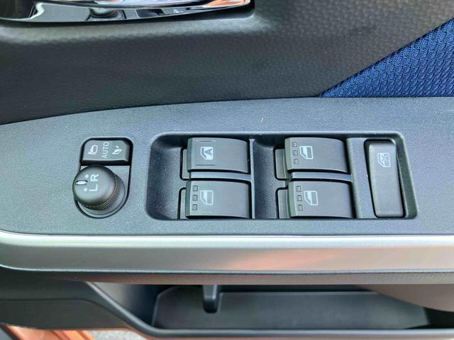 トールカスタムＧ　リミテッド　ＳＡIII９型ナビ／ＴＶ／ＤＶＤ／ＢＴ／ＵＳＢ　全周囲カメラ　ドラレコ　スマアシ　ＬＥＤヘッドランプ＆ＬＥＤフォグランプ　オートライト　オートハイビーム　シートヒーター　コーナーセンサー　両側電動スライドドア（千葉県）の中古車
