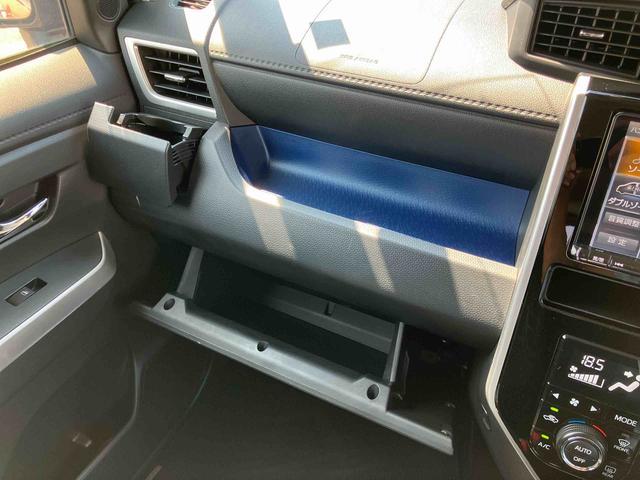 トールカスタムＧ　リミテッド　ＳＡIII９型ナビ／ＴＶ／ＤＶＤ／ＢＴ／ＵＳＢ　全周囲カメラ　ドラレコ　スマアシ　ＬＥＤヘッドランプ＆ＬＥＤフォグランプ　オートライト　オートハイビーム　シートヒーター　コーナーセンサー　両側電動スライドドア（千葉県）の中古車