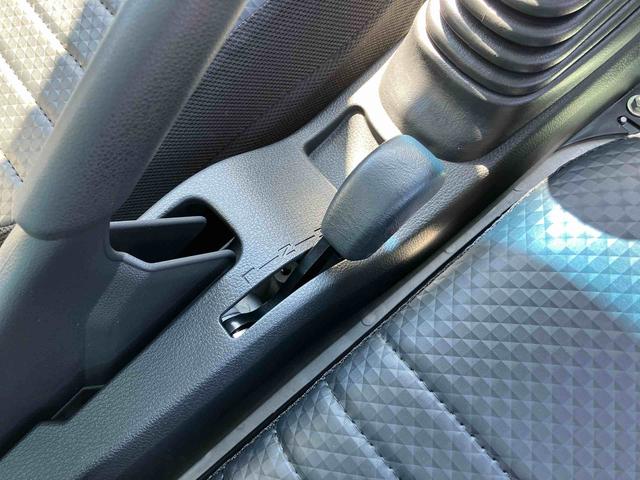 ハイゼットトラックスタンダード　農用スペシャル５ＭＴ　電子制御式４ＷＤ　荷台ＬＥＤライト　リヤ４枚リーフスプリング　スーパーデフロック　衝突被害軽減ブレーキ　コーナーセンサー　スピーカー一体型ＡＭ／ＦＭラジオ　エアコン　パワステ（千葉県）の中古車