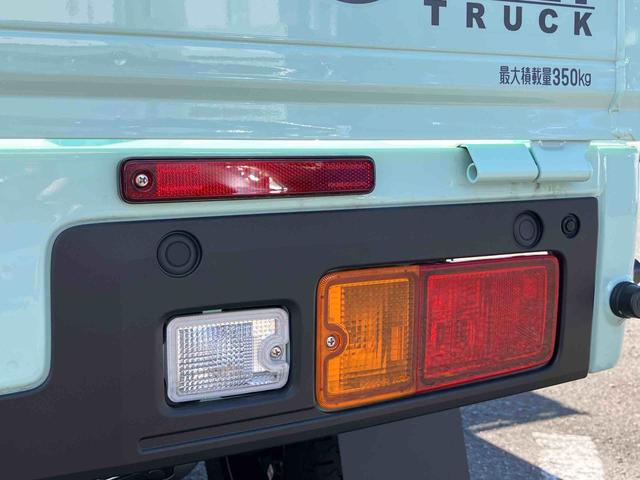 ハイゼットトラックスタンダード　農用スペシャル５ＭＴ　電子制御式４ＷＤ　荷台ＬＥＤライト　リヤ４枚リーフスプリング　スーパーデフロック　衝突被害軽減ブレーキ　コーナーセンサー　スピーカー一体型ＡＭ／ＦＭラジオ　エアコン　パワステ（千葉県）の中古車