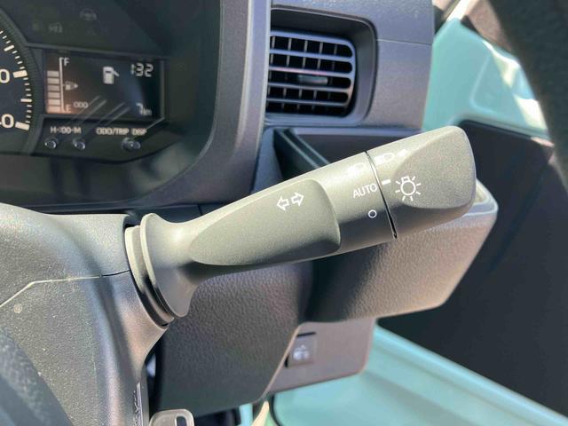 ハイゼットトラックスタンダード　農用スペシャル５ＭＴ　電子制御式４ＷＤ　荷台ＬＥＤライト　リヤ４枚リーフスプリング　スーパーデフロック　衝突被害軽減ブレーキ　コーナーセンサー　スピーカー一体型ＡＭ／ＦＭラジオ　エアコン　パワステ（千葉県）の中古車