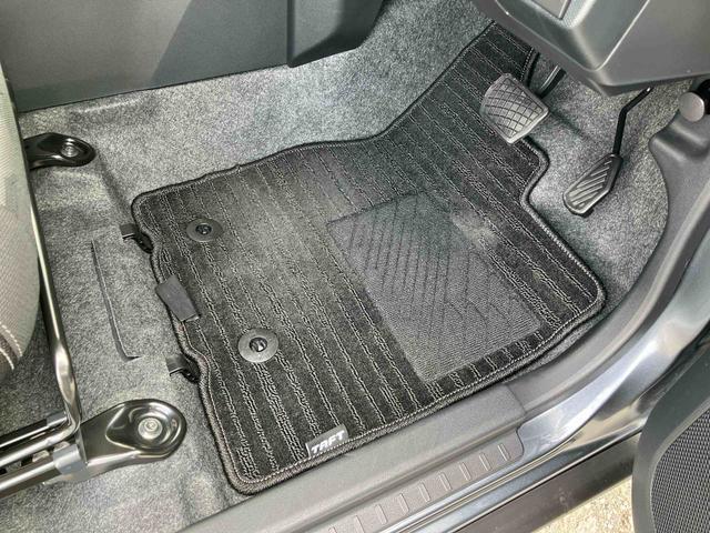 タフトＧターボ　クロムベンチャーターボ　ガラスルーフ　ルーフレール　スマートアシスト　アダプティブクルコン　オートライト　オートハイビーム　ＬＥＤヘッドランプ＆フォグ　コーナーセンサー　シートヒーター　革巻きステアリング　アルミ（千葉県）の中古車