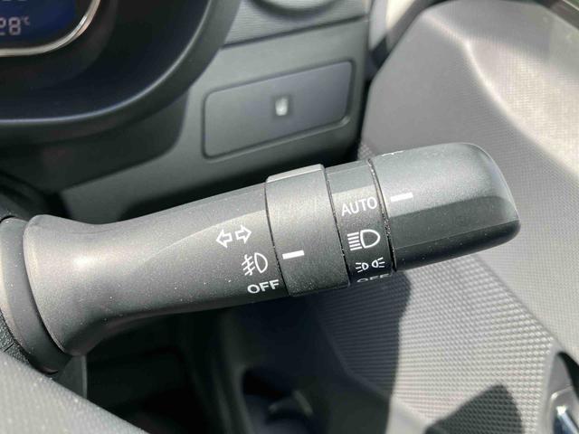 ムーヴカスタム　Ｘ　ＳＡ衝突被害軽減ブレーキ　横滑り防止装置　ＬＥＤヘッドランプ　オートライト　フォグランプ　トップシェイドガラス　アルミホイール　オートエアコン　キーフリーシステム　プッシュスタート　足踏み式駐車ブレーキ（千葉県）の中古車