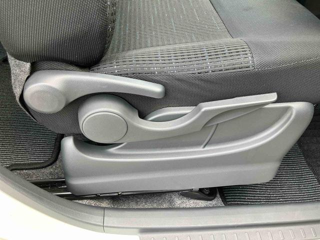 ムーヴカスタム　Ｘ　ＳＡ衝突被害軽減ブレーキ　横滑り防止装置　ＬＥＤヘッドランプ　オートライト　フォグランプ　トップシェイドガラス　アルミホイール　オートエアコン　キーフリーシステム　プッシュスタート　足踏み式駐車ブレーキ（千葉県）の中古車