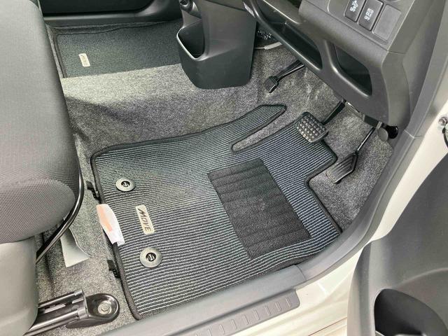 ムーヴカスタム　Ｘ　ＳＡ衝突被害軽減ブレーキ　横滑り防止装置　ＬＥＤヘッドランプ　オートライト　フォグランプ　トップシェイドガラス　アルミホイール　オートエアコン　キーフリーシステム　プッシュスタート　足踏み式駐車ブレーキ（千葉県）の中古車