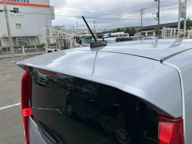 ムーヴＬ　ＳＡIIＥＴＣ　ＣＤ／ラジオ／ＵＳＢ／ＡＵＸ　スマートアシスト２　横滑り防止装置　トップシェイドガラス　キーレスエントリー　シートリフター　アイドリングストップ　リヤ障害物センサー　足踏み式駐車ブレーキ（千葉県）の中古車