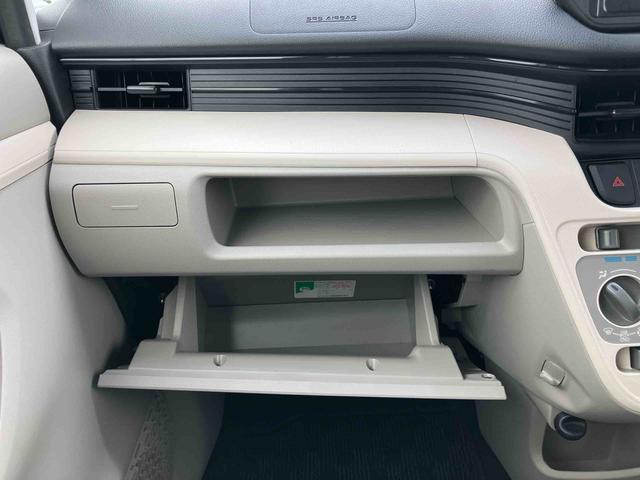 ムーヴＬ　ＳＡIIＥＴＣ　ＣＤ／ラジオ／ＵＳＢ／ＡＵＸ　スマートアシスト２　横滑り防止装置　トップシェイドガラス　キーレスエントリー　シートリフター　アイドリングストップ　リヤ障害物センサー　足踏み式駐車ブレーキ（千葉県）の中古車