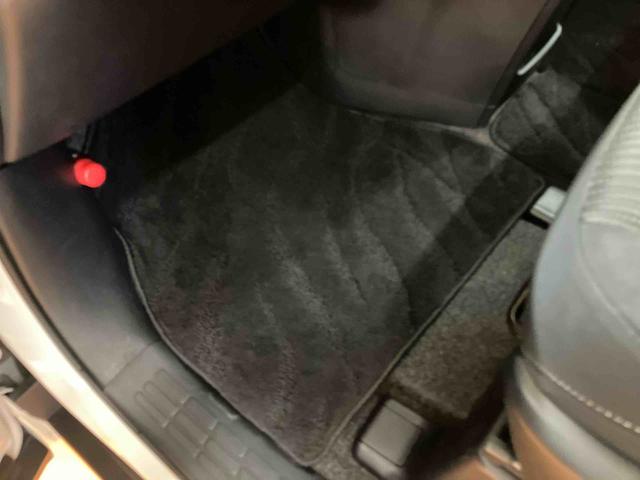 ヴォクシーＺＳ　煌IIバックカメラ連動フルセグナビ　ブルートゥース対応　ビルトインＥＴＣ　トヨタセーフティーセンス　オートクルーズコントロール　リヤオートエアコン　テレスコピックステアリング＋運転席シートアジャスター（千葉県）の中古車
