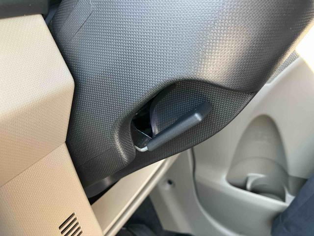 ムーヴＸ　ＳＡ衝突被害軽減ブレーキ　横滑り防止装置　オートライト　オートエアコン　アルミホイール　キーフリー　プッシュスタート　ＣＤ／ＡＭ・ＦＭラジオ　革巻ステアリング　アイドリングストップ　チルトステアリング（千葉県）の中古車