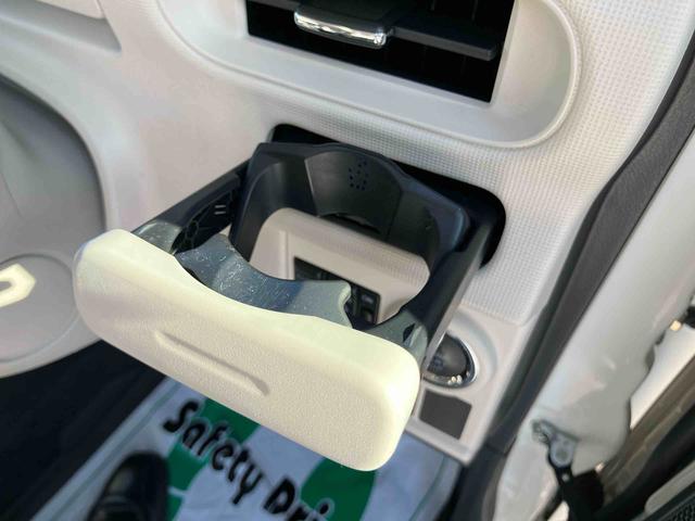 ムーヴキャンバスＧメイクアップ　ＳＡIIＥＴＣ車載器　両側電動スライドドア　衝突回避支援ブレーキ　誤発進抑制装置　アイドリングストップ　スマートキー　プッシュボタンスタート　盗難防止装置　イモビライザー　オートライト　オートハイビーム（千葉県）の中古車