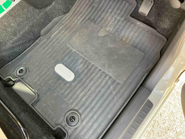 ムーヴキャンバスＧメイクアップ　ＳＡIIＥＴＣ車載器　両側電動スライドドア　衝突回避支援ブレーキ　誤発進抑制装置　アイドリングストップ　スマートキー　プッシュボタンスタート　盗難防止装置　イモビライザー　オートライト　オートハイビーム（千葉県）の中古車