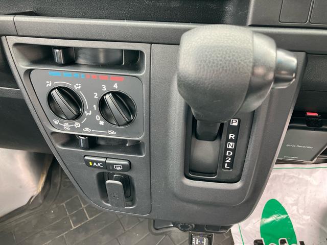 ハイゼットカーゴスペシャルＳＡIIIダイハツ純正ナビゲーション　ナビ連動ドライブレコーダー　ＥＴＣ　ブルートゥース対応　ＵＳＢ接続　　キーレスエントリー　シガーソケット　灰皿　オートライト（千葉県）の中古車