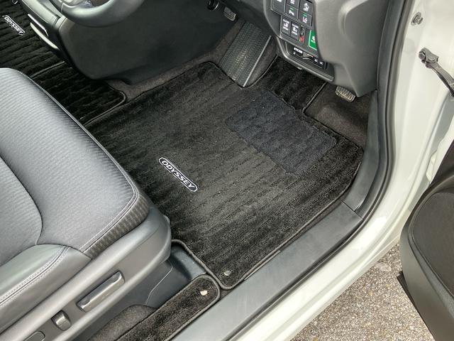 オデッセイアブソルート・ＥＸ４ＷＤ　１０型ナビ／ＢＴ／ＴＶ／ＤＩＳＣ／全周囲Ｍ　前後ドラレコ　ＥＴＣ２．０　リモコンエンジンスタート　駐車支援　ＬＥＤ前ライト　１８インチＡＷ　両側パワスラ　シートヒーター　衝突被害軽減ブレーキ（千葉県）の中古車