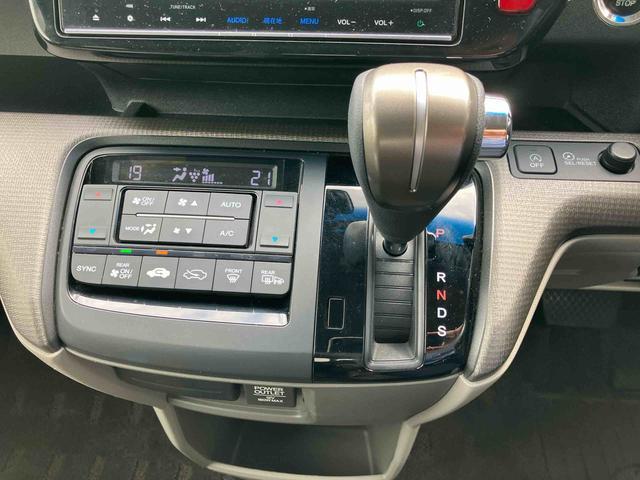 ステップワゴンＧターボ　９型ナビ／ＴＶ／ＤＶＤ／ＢＴ／ＵＳＢ　後席モニター　Ｂカメラ　ＥＴＣ　アダプティブクルコン　わくわくゲート　後席マニュアルクーラー　ロールサンシェード　シートバックテーブル　衝突軽減ブレーキ（千葉県）の中古車