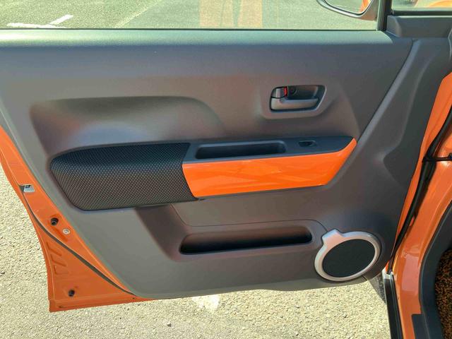 ハスラーＧナビ／ワンセグＴＶ／ＤＶＤ／ＵＳＢ　衝突軽減ブレーキ　横滑り防止装置　運転席シートヒーター　オートエアコン　スマートキー　プッシュスタート　アイドリングストップ　足踏み式駐車ブレーキ　電動格納Ｄミラー（千葉県）の中古車