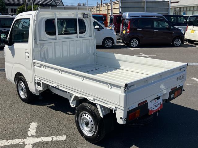 ハイゼットトラックエクストラＣＶＴ　電子制御式４ＷＤ　荷台ＬＥＤライト　リヤ４枚リーフスプリング　スーパーデフロック　衝突被害軽減ブレーキ　コーナーセンサー　スピーカー一体型ＡＭ／ＦＭラジオ　エアコン　パワステ　電動格納ミラ−（千葉県）の中古車