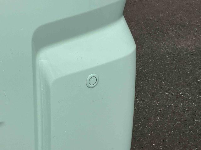 ハイゼットトラックスタンダード４ＷＤ／ＣＶＴ　荷台三方開　衝突被害軽減ブレーキ　横滑り防止装置　コーナーセンサー　オートライト　オートハイビーム　トップシェイドガラス　オーバーヘッドシェルフ　アイドリングストップ　ＡＭ／ＦＭラジオ（千葉県）の中古車