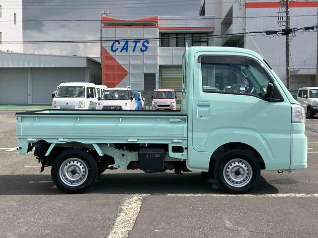 ハイゼットトラックスタンダード４ＷＤ／ＣＶＴ　荷台三方開　衝突被害軽減ブレーキ　横滑り防止装置　コーナーセンサー　オートライト　オートハイビーム　トップシェイドガラス　オーバーヘッドシェルフ　アイドリングストップ　ＡＭ／ＦＭラジオ（千葉県）の中古車