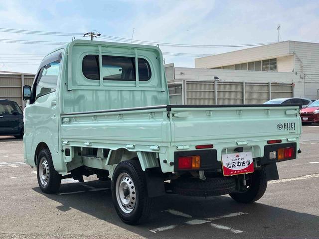 ハイゼットトラックスタンダード４ＷＤ／ＣＶＴ　荷台三方開　衝突被害軽減ブレーキ　横滑り防止装置　コーナーセンサー　オートライト　オートハイビーム　トップシェイドガラス　オーバーヘッドシェルフ　アイドリングストップ　ＡＭ／ＦＭラジオ（千葉県）の中古車