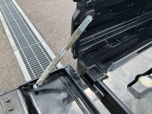 ハイゼットトラックエクストラ４ＷＤ　ＥＴＣ　荷台三方開　荷台作業灯　トップシェイドガラス　前後コーナーセンサー　衝突被害軽減ブレーキ　横滑防止装置　オートライト　オートハイビーム　ＬＥＤフォグランプ　プッシュスタート　キーフリー（千葉県）の中古車