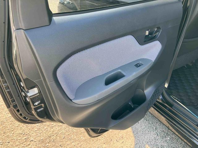 ムーヴカスタム　Ｘ　ハイパーＳＡナビ／ワンセグＴＶ／ＣＤ／ＵＳＢ　バックカメラ　スマアシ　オートライト　ＬＥＤヘッドライト　ＬＥＤフォグランプ　トップシェイドガラス　Ｆバンパーイルミネーション　アルミホイール　プッシュボタンスタート（千葉県）の中古車