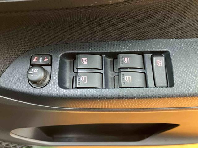 ムーヴＸリミテッド　ＳＡIIIナビ／地デジ／ＤＶＤ／ＢＴ／ＵＳＢ　バックカメラ　ドラレコ　オートライト　オートハイビーム　アルミホイール　運転席シートヒーター　トップシェイドガラス　スマアシ　革巻きステアリング　プッシュスタート（千葉県）の中古車
