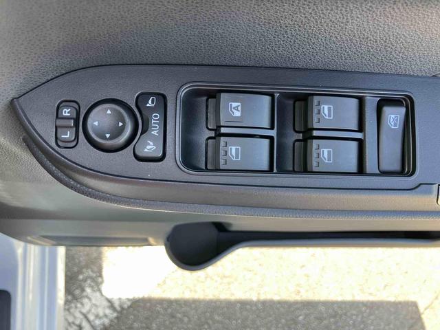 タントカスタムＲＳターボ　９インチディスプレイオーディオ　１５インチアルミ　両側電動スライド　シートヒーター　電動駐車ブレーキ　ＬＥＤライト＆フォグ　上下２段調節式デッキボード　コーナーセンサー　衝突被害軽減ブレーキ（千葉県）の中古車