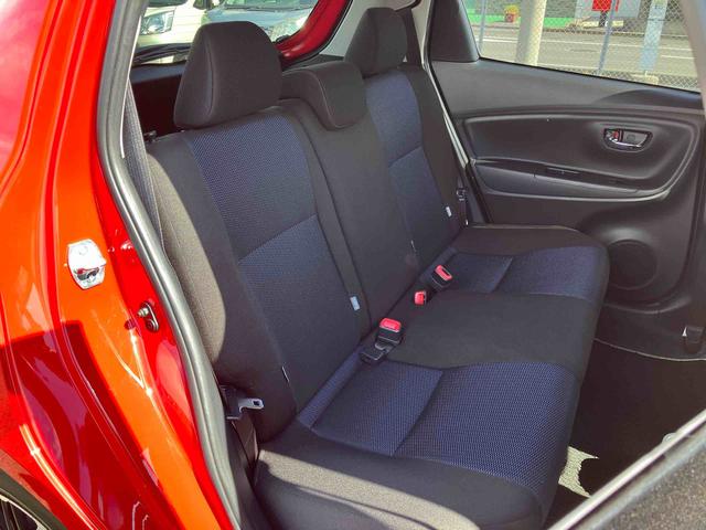 ヴィッツ１．３Ｆ　ＬＥＤエディションナビ／ワンセグＴＶ／ＢＴ　ＡＵＸ接続　バックカメラ　ドラレコ　ＥＴＣ　ＴｏｙｏｔａＳａｆｅｔｙＳｅｎｃｅ　オートライト　オートハイビーム　ＬＥＤヘッドライト　社外アルミ　スマートキー　盗難防止アラーム（千葉県）の中古車
